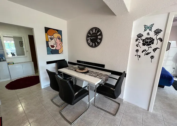 Apartment Zrinka *
