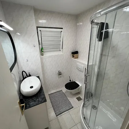 Zrinka Apartment Okrug Gornji